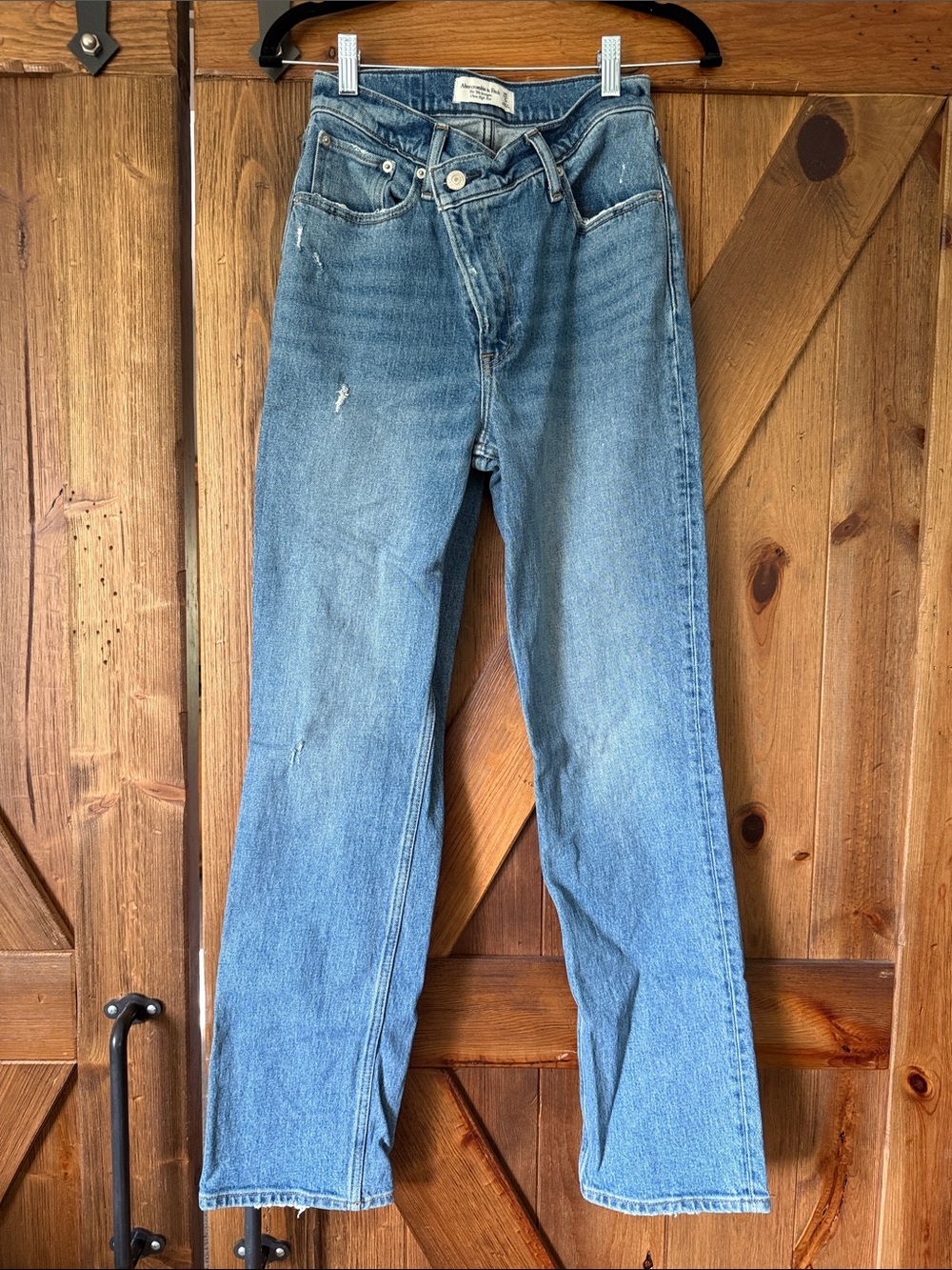 Abercrombie & Fitch 90s straight ultra high rise jeans- size 25
